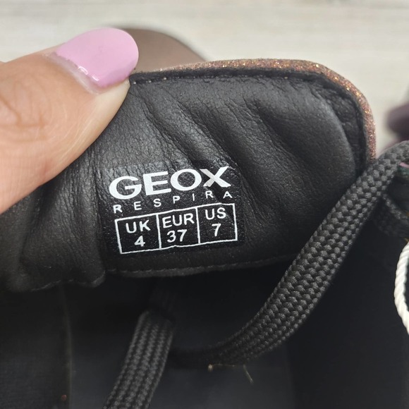 Geox Black Patent Leather Glitter Sneakers Lace Up Size 7 - Picture 5 of 7